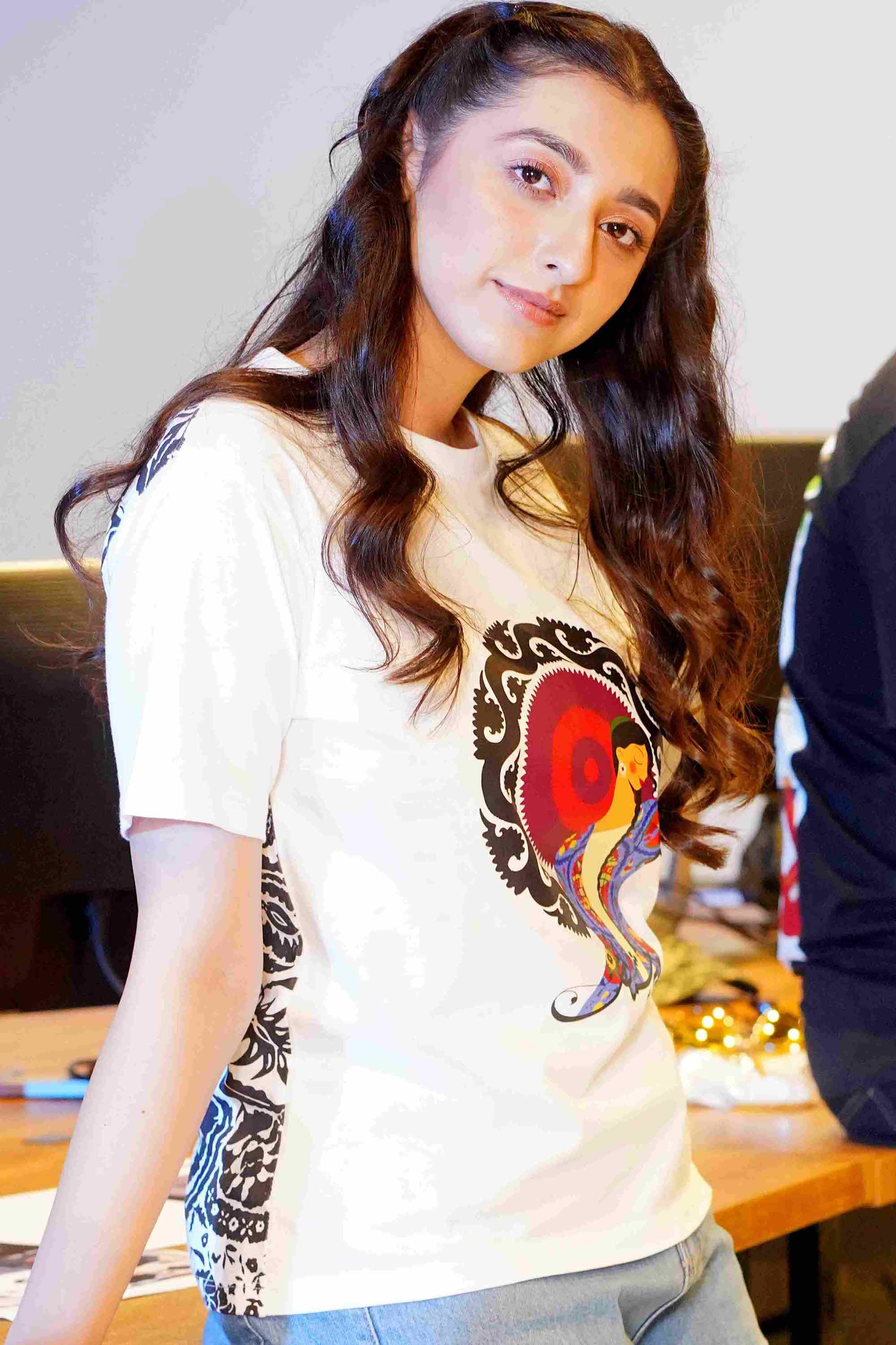 Women Artistic Tee