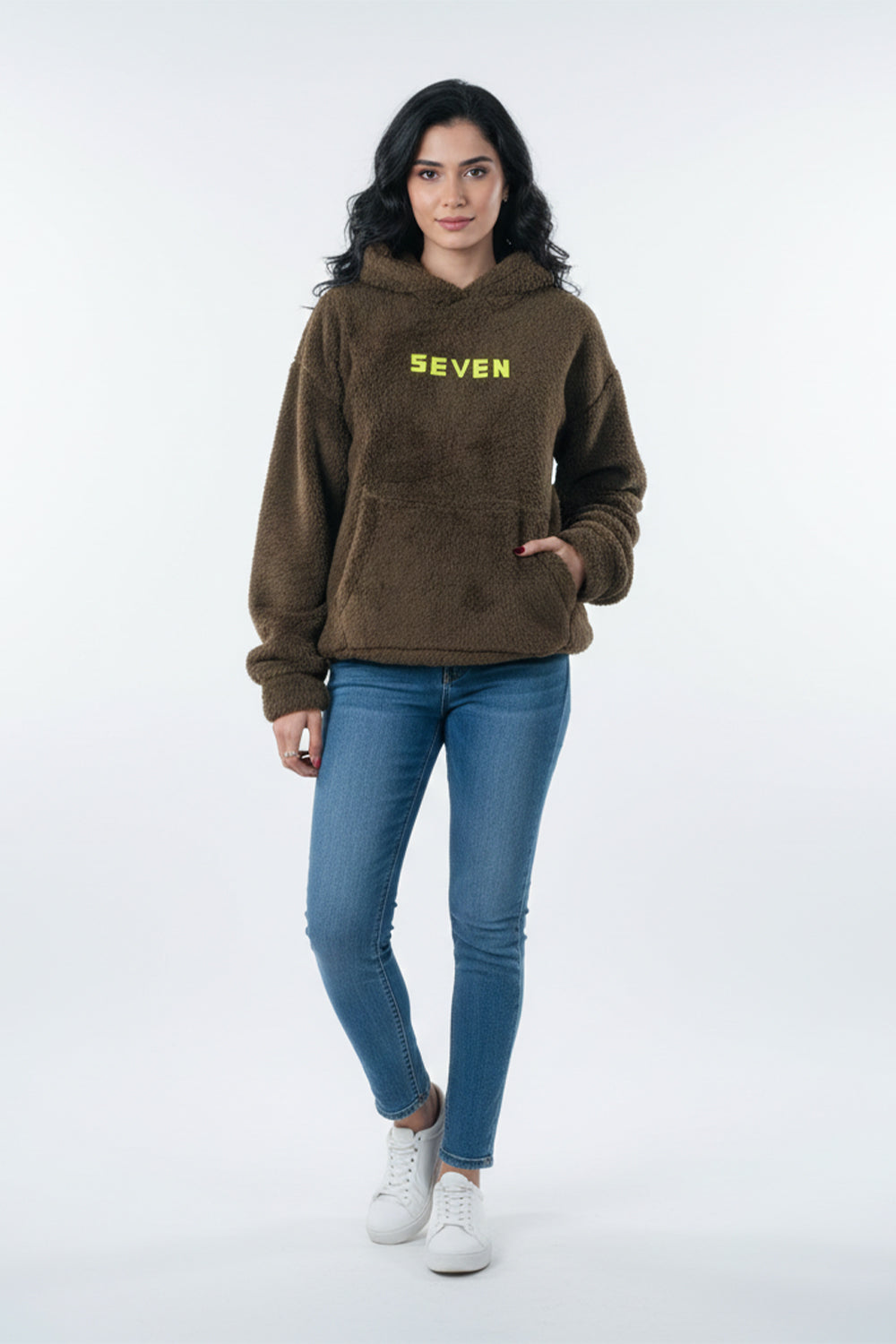 Cocoa Plush Hoodie – Urban Comfort Edition