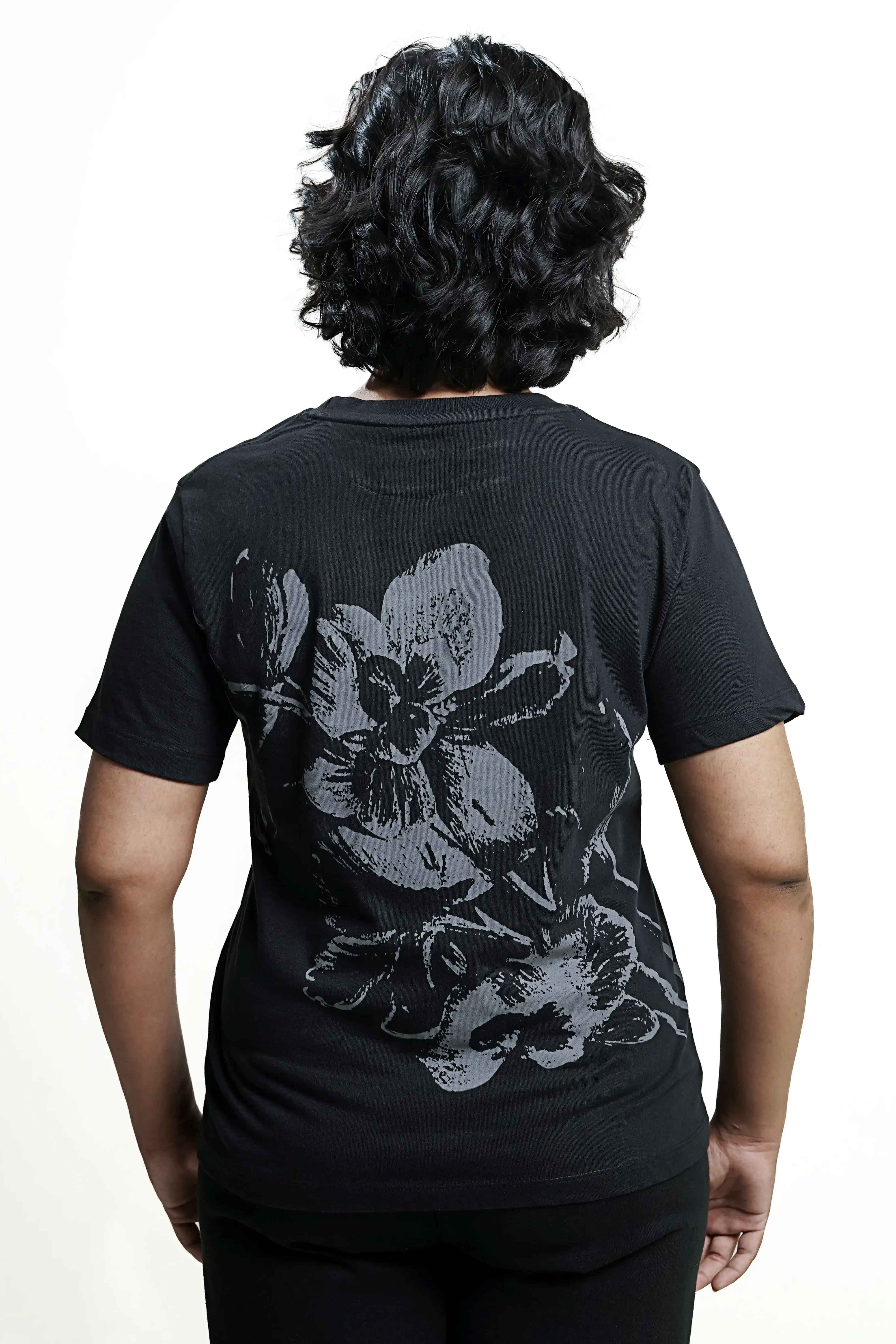 Letter Women Tee