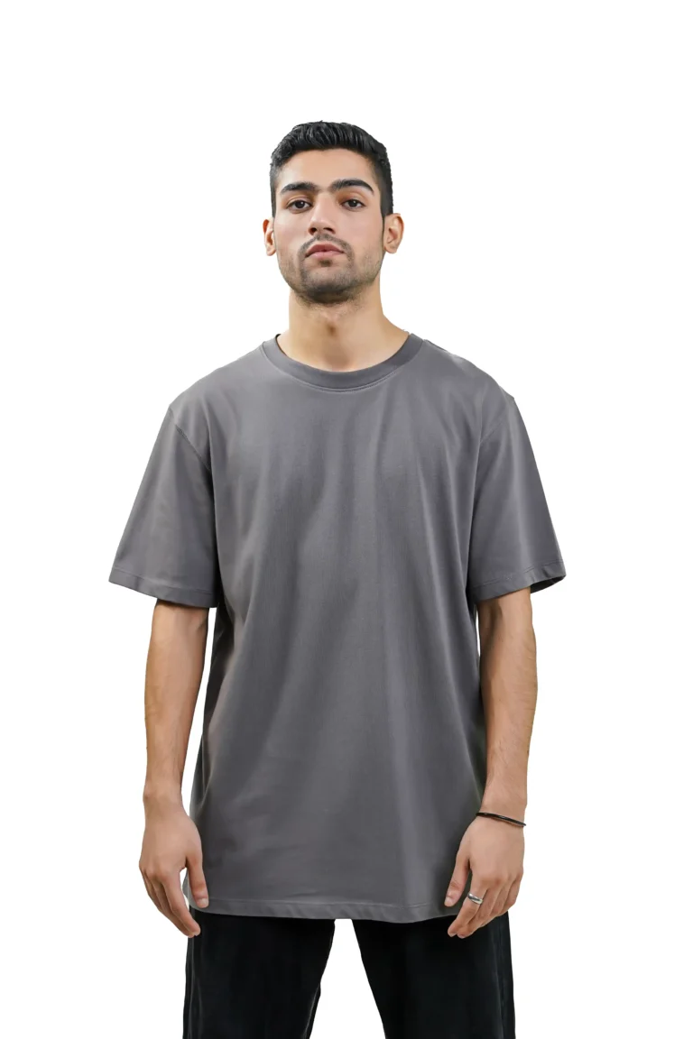 plain-grey-relaxed-fit-men-t-shirt-put-on-2