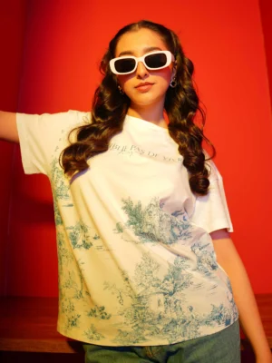 toile-women-description-put-on